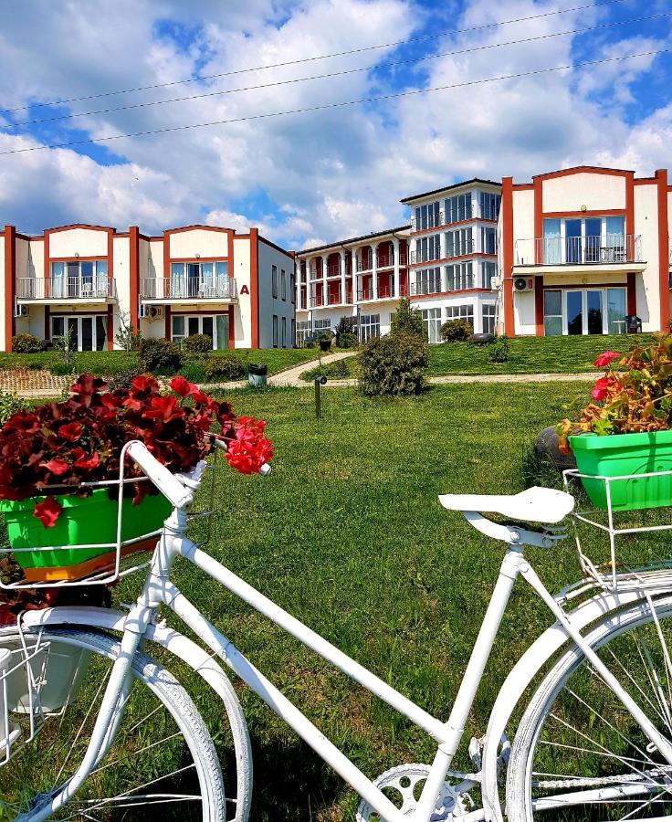 Апартаментен Туристически Комплекс Аква Терми Krasnovo Exterior foto